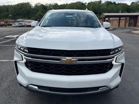 Photos of 2023 Chevrolet Suburban LS for sale in Waverly, OH at Hometown Chevrolet