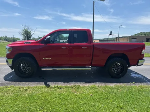 More photos of 2019 Ram 1500 Big Horn/Lone Star at Hometown Chevrolet, OH