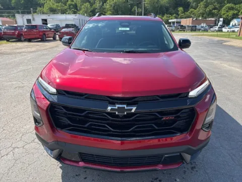 Photos of 2026 Chevrolet Equinox RS for sale in Waverly, OH at Hometown Chevrolet
