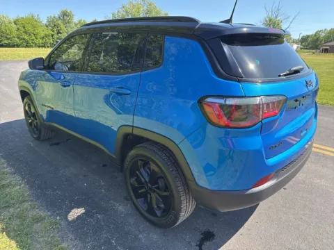 More photos of 2021 Jeep Compass Altitude at Hometown Chevrolet, OH