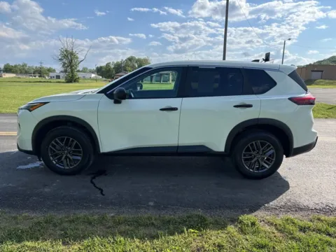 More photos of 2024 Nissan Rogue S at Hometown Chevrolet, OH