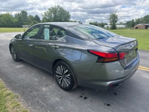 More photos of 2024 Nissan Altima 2.5 SV at Hometown Chevrolet, OH