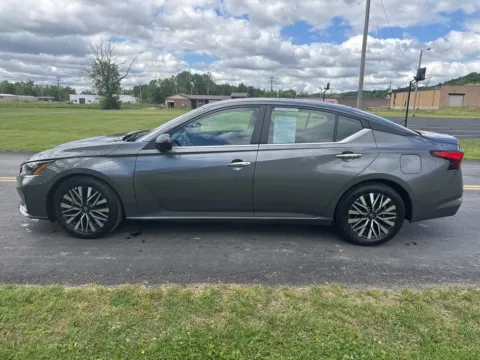 Another view of 2024 Nissan Altima 2.5 SV for sale in Waverly, OH at Hometown Chevrolet