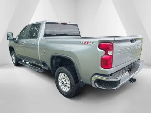 More photos of 2024 Chevrolet Silverado 2500HD LT at Hometown Chevrolet, OH