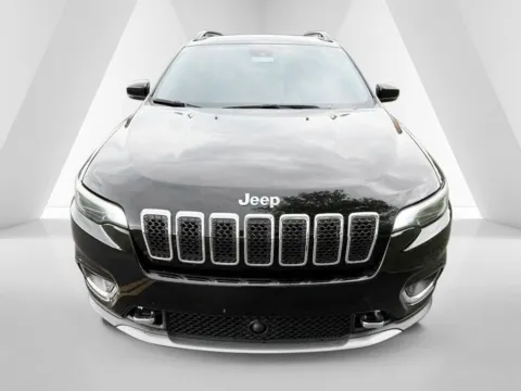 Photos of 2022 Jeep Cherokee Limited for sale in Waverly, OH at Hometown Chevrolet