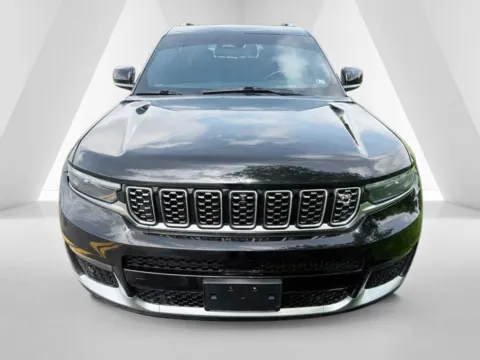 Photos of 2021 Jeep Grand Cherokee L Summit for sale in Waverly, OH at Hometown Chevrolet