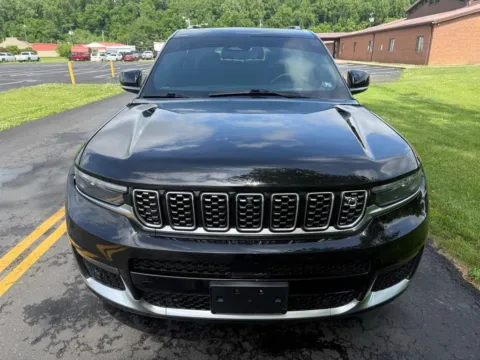 Photos of 2021 Jeep Grand Cherokee L Summit for sale in Waverly, OH at Hometown Chevrolet