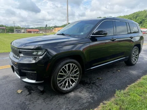 Another view of 2021 Jeep Grand Cherokee L Summit for sale in Waverly, OH at Hometown Chevrolet