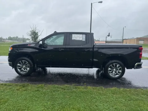 More photos of 2026 Chevrolet Silverado 1500 LT at Hometown Chevrolet, OH