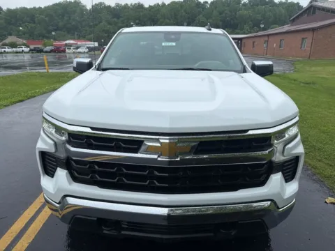 Photos of 2026 Chevrolet Silverado 1500 LT for sale in Waverly, OH at Hometown Chevrolet
