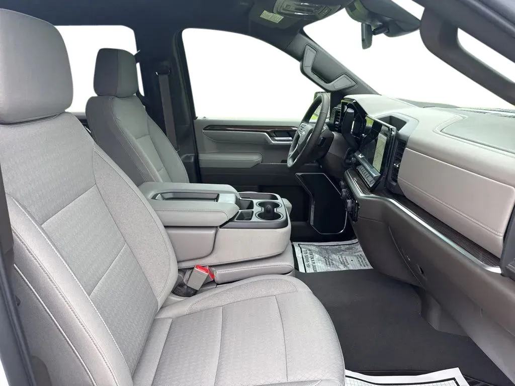 2026 Chevrolet Silverado 1500 LT - Photo 14