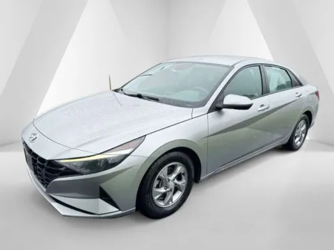 Another view of 2021 Hyundai Elantra SE for sale in Waverly, OH at Hometown Chevrolet