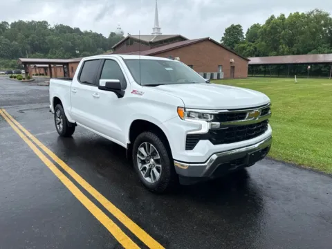 White 2026 Chevrolet Silverado 1500 LT for sale in Waverly, OH