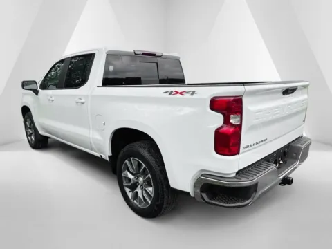 More photos of 2026 Chevrolet Silverado 1500 LT at Hometown Chevrolet, OH