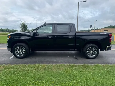 More photos of 2026 Chevrolet Silverado 1500 LT at Hometown Chevrolet, OH