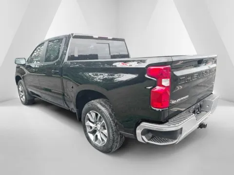 More photos of 2026 Chevrolet Silverado 1500 LT at Hometown Chevrolet, OH