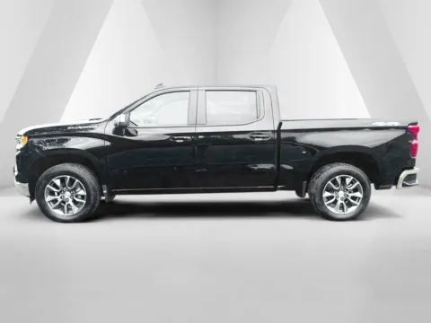 More photos of 2026 Chevrolet Silverado 1500 LT at Hometown Chevrolet, OH