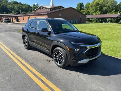 Black 2026 Chevrolet TrailBlazer LT for sale in Waverly, OH