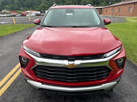 Photos of 2026 Chevrolet TrailBlazer LT for sale in Waverly, OH at Hometown Chevrolet