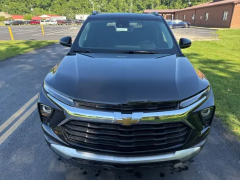 Photos of 2026 Chevrolet TrailBlazer LT for sale in Waverly, OH at Hometown Chevrolet