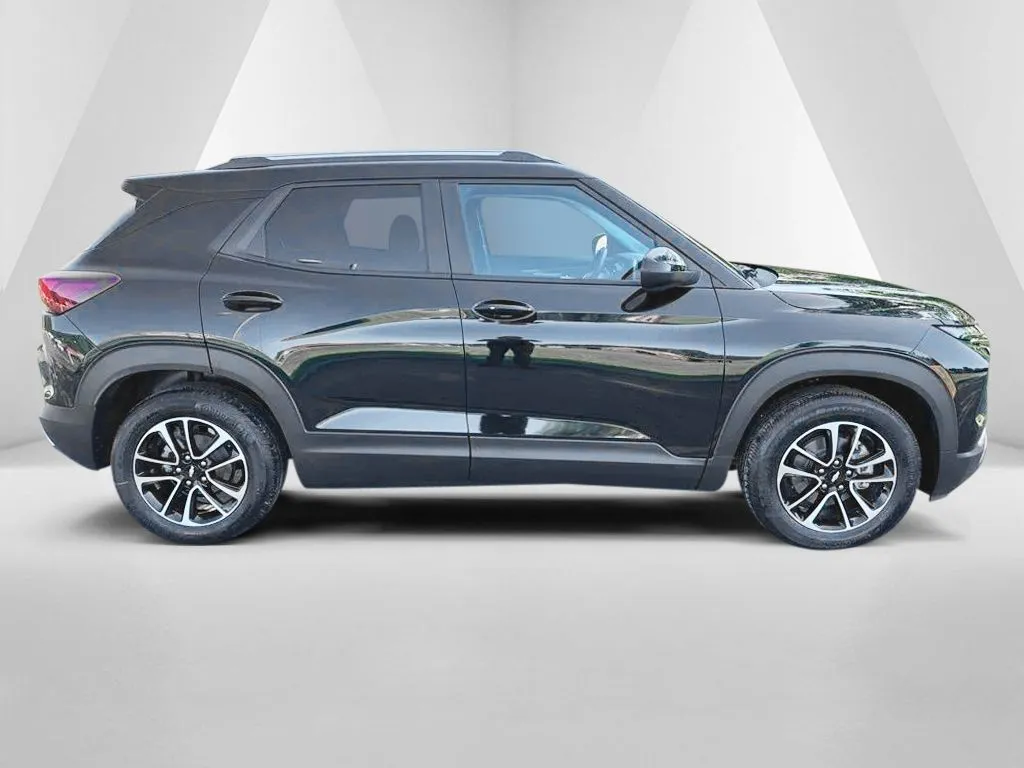 2026 Chevrolet Trailblazer LT - Photo 8