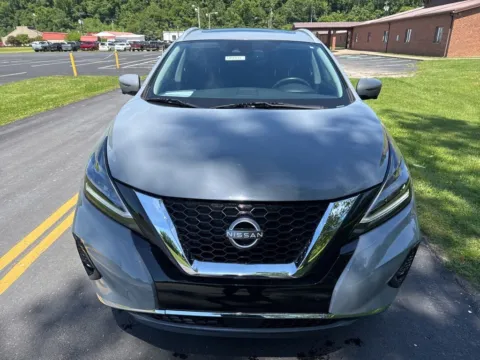 Photos of 2023 Nissan Murano Platinum for sale in Waverly, OH at Hometown Chevrolet