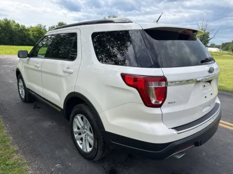 More photos of 2018 Ford Explorer XLT at Hometown Chevrolet, OH