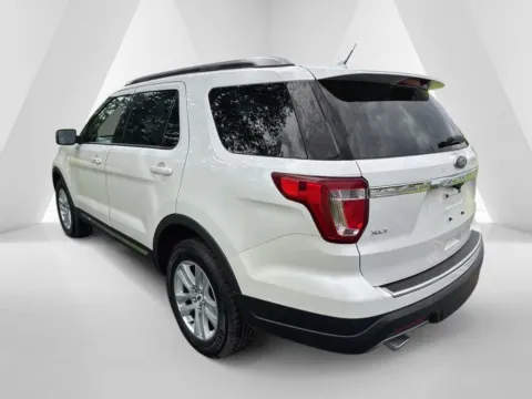 More photos of 2018 Ford Explorer XLT at Hometown Chevrolet, OH