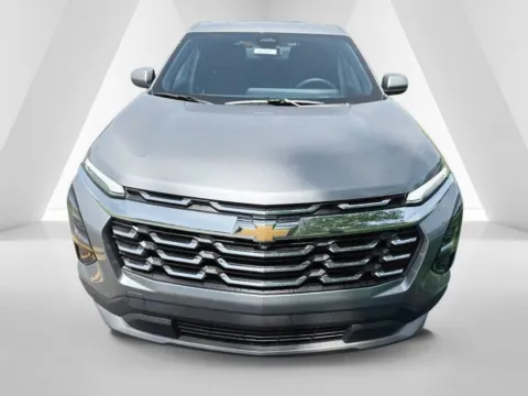 Photos of 2026 Chevrolet Equinox LT for sale in Waverly, OH at Hometown Chevrolet