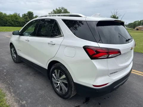 More photos of 2024 Chevrolet Equinox Premier at Hometown Chevrolet, OH