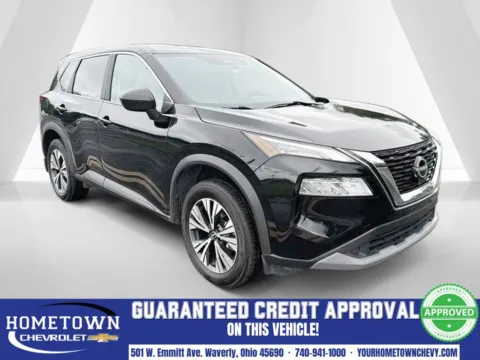 Black 2023 Nissan Rogue SV for sale in Waverly, OH