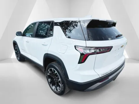 More photos of 2026 Chevrolet Equinox LT at Hometown Chevrolet, OH