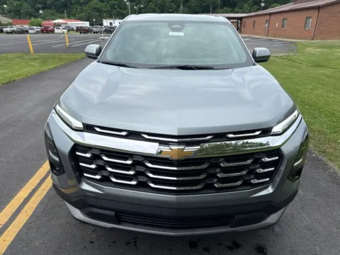 Photos of 2026 Chevrolet Equinox LT for sale in Waverly, OH at Hometown Chevrolet