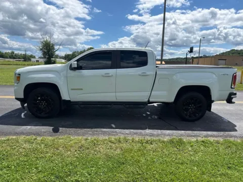 More photos of 2022 GMC Canyon Elevation at Hometown Chevrolet, OH