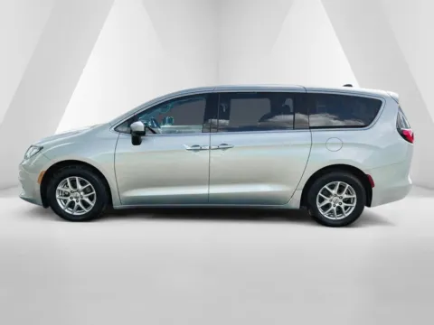 More photos of 2023 Chrysler Voyager LX at Hometown Chevrolet, OH