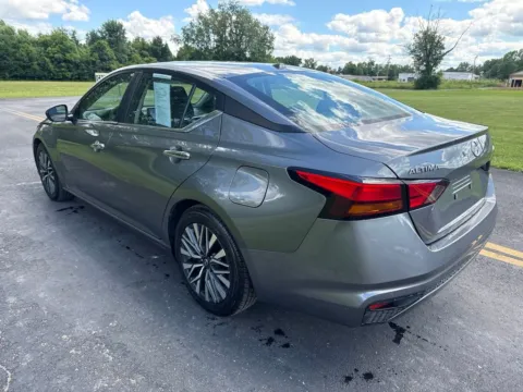 More photos of 2024 Nissan Altima 2.5 SV at Hometown Chevrolet, OH