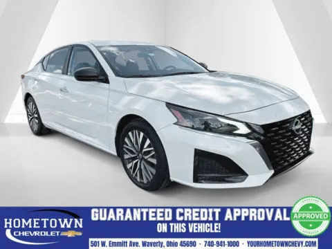 White 2024 Nissan Altima 2.5 SV for sale in Waverly, OH