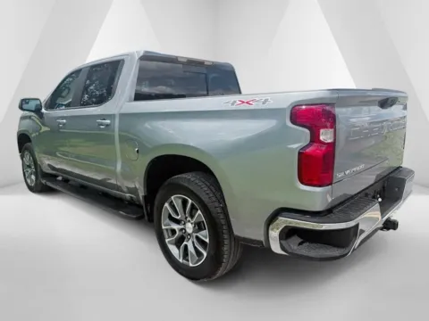 More photos of 2026 Chevrolet Silverado 1500 LT at Hometown Chevrolet, OH