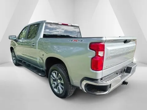 More photos of 2026 Chevrolet Silverado 1500 LT at Hometown Chevrolet, OH