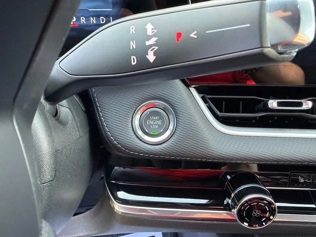 2026 Chevrolet Equinox LT - Photo 20