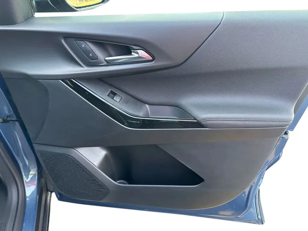 2026 Chevrolet Equinox LT - Photo 13