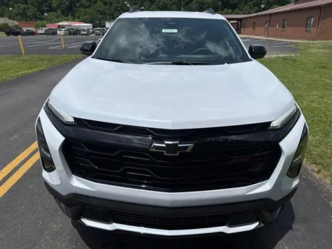 Photos of 2026 Chevrolet Equinox RS for sale in Waverly, OH at Hometown Chevrolet