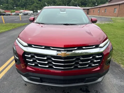 Photos of 2026 Chevrolet Equinox LT for sale in Waverly, OH at Hometown Chevrolet