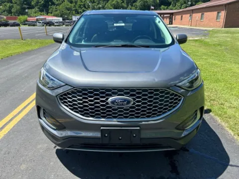 Photos of 2024 Ford Edge SEL for sale in Waverly, OH at Hometown Chevrolet