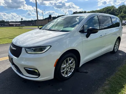 Another view of 2024 Chrysler Pacifica Touring L for sale in Waverly, OH at Hometown Chevrolet