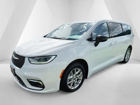Another view of 2024 Chrysler Pacifica Touring L for sale in Waverly, OH at Hometown Chevrolet