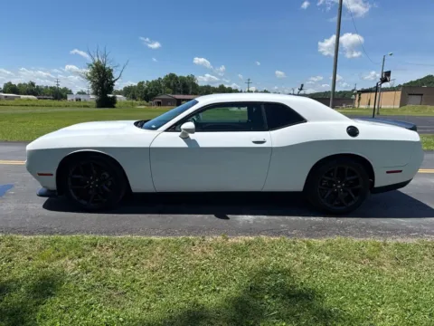 More photos of 2022 Dodge Challenger GT at Hometown Chevrolet, OH
