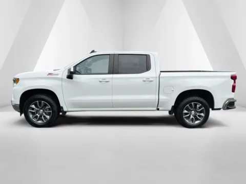 More photos of 2026 Chevrolet Silverado 1500 LT at Hometown Chevrolet, OH