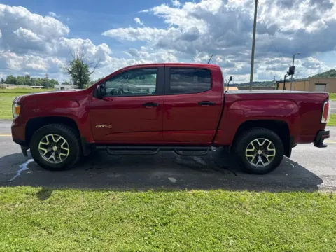 More photos of 2021 GMC Canyon AT4 w/Leather at Hometown Chevrolet, OH