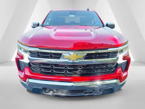Photos of 2026 Chevrolet Silverado 1500 LT for sale in Waverly, OH at Hometown Chevrolet